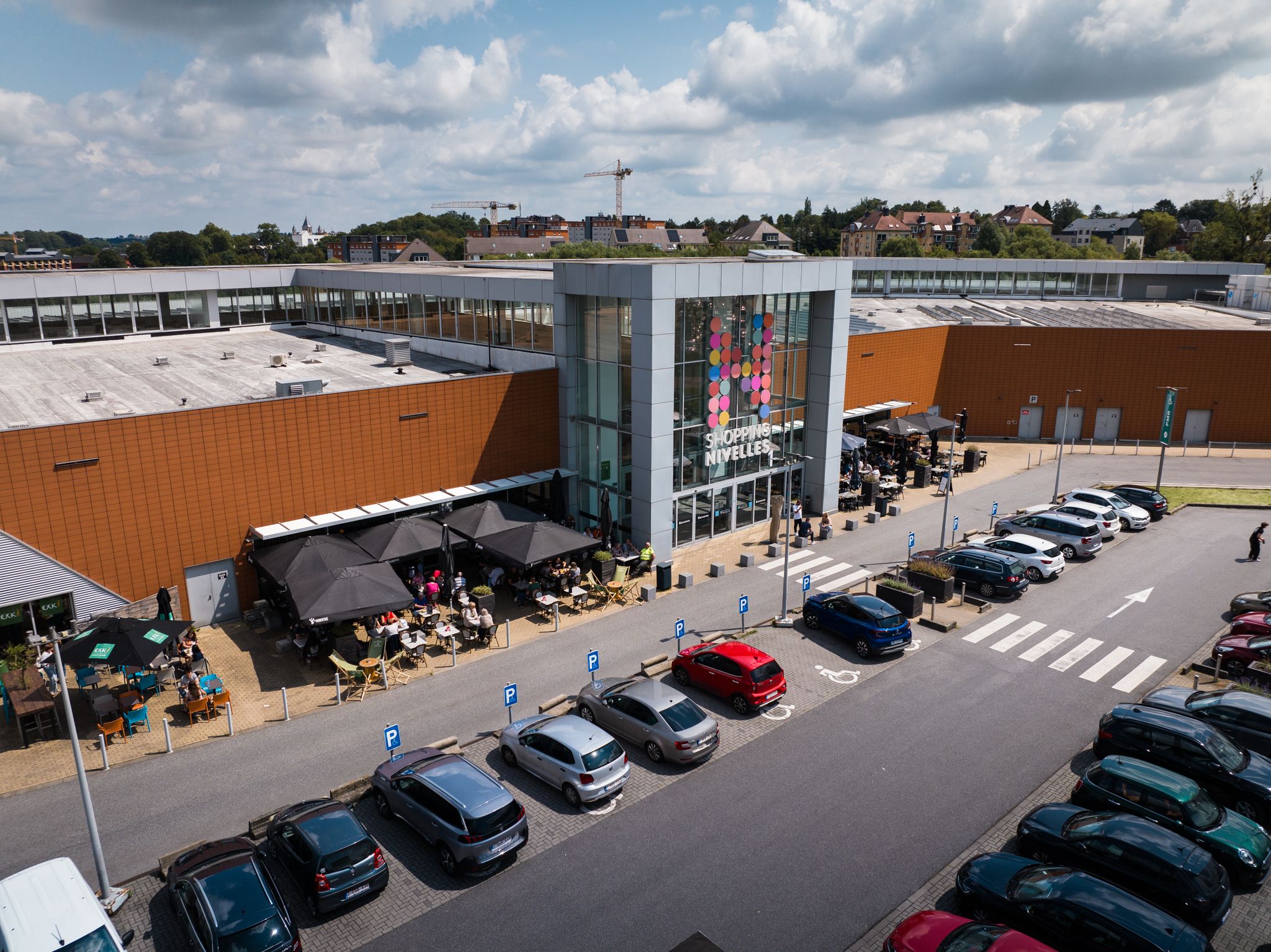 parking shopping nivelles